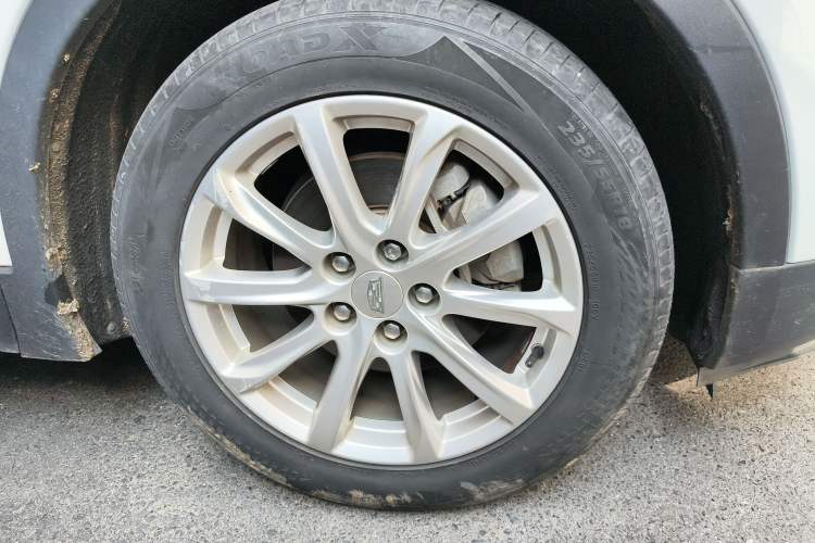 Used Cadillac XT4 2018 28T Two-Wheel Drive Tech Version
