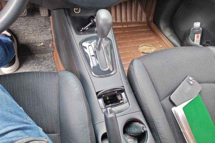 Used Nissan Tiida 2011 1.6L CVT Smart Version