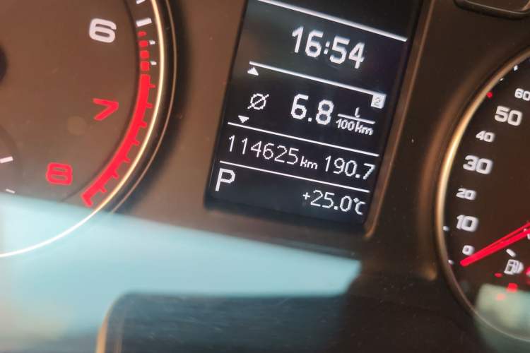 Used Audi Q3 2017 30 TFSI Fashion Model