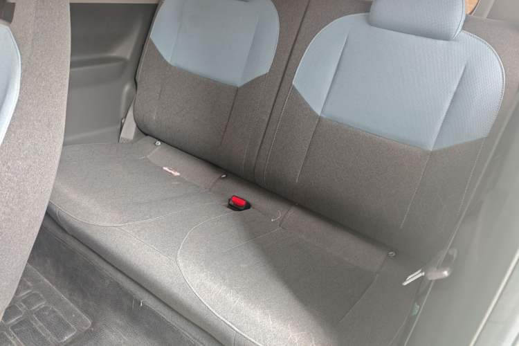 Used Geely Galaxy Panda 2023 Panda Mini 120km Cute Bear
