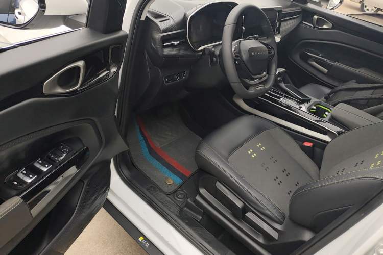 Used Baojun RM-5 2019 1.5T CVT Elite Version with 24-Hour Online Service 6 Seats