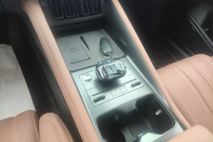 Used BYD Song L EV 2025 662 km Advanced Intelligent Driving Version