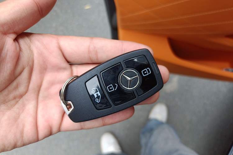 Used Mercedes-Benz Vito 2024 2.0T Business Version 7 Seats
