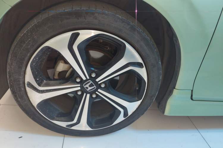 Used Honda Jade 2017 210 TURBO CVT Luxury Edition 5 Seats