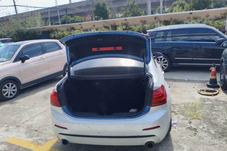 Used BMW 1 Series 2017 120i Design Package Model