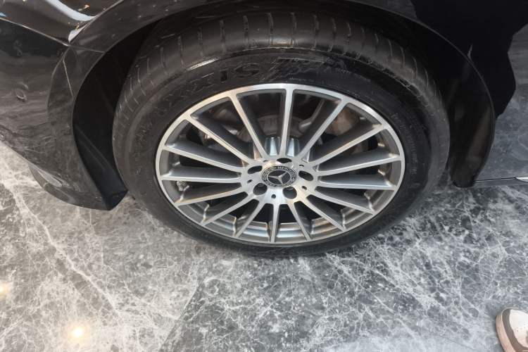 Used Mercedes-Benz E-Class 2021 Facelift E 260 L