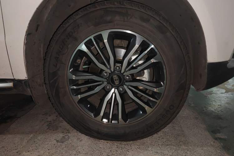 Used Geely Auto Vision X6 2016 1.3T CVT Flagship Model
