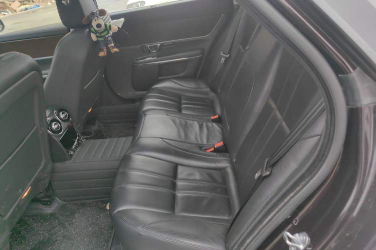 Used Jaguar XJ 2014 XJL 2.0T Two-Wheel-Drive Elegant Business Edition