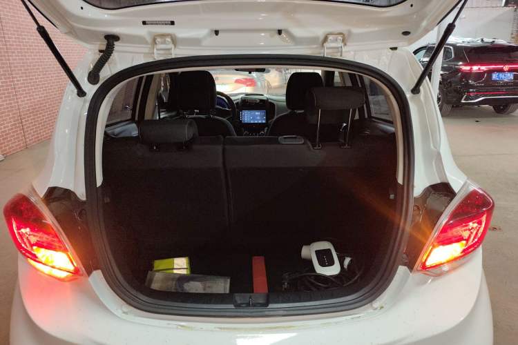 Used CHANGAN OSHAN Benni E-Star 2021 National Edition Xin Yue Version Lithium Iron Phosphate (31.86 kWh)
