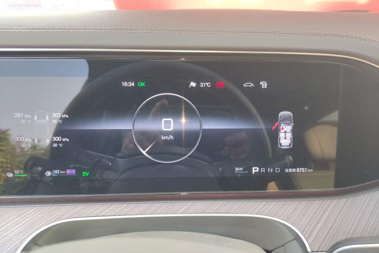 Used Denza N9 2025 Prestige Version Instrument Cluster