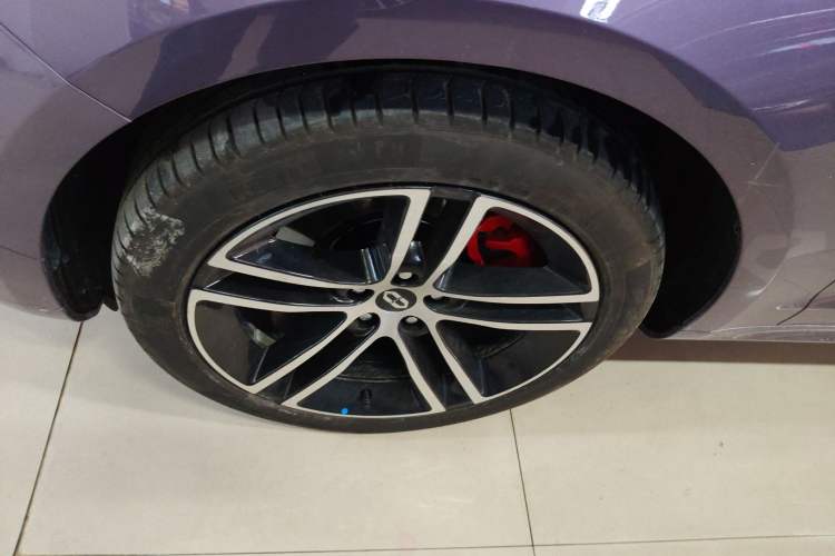 Used Hima AITO M5 2025 Extended-Range Ultra All-Wheel-Drive Version
