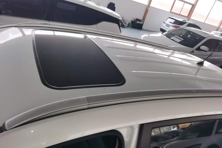 Used CHANGAN CS75 2014 2.0L Manual Luxury Version China V Standard