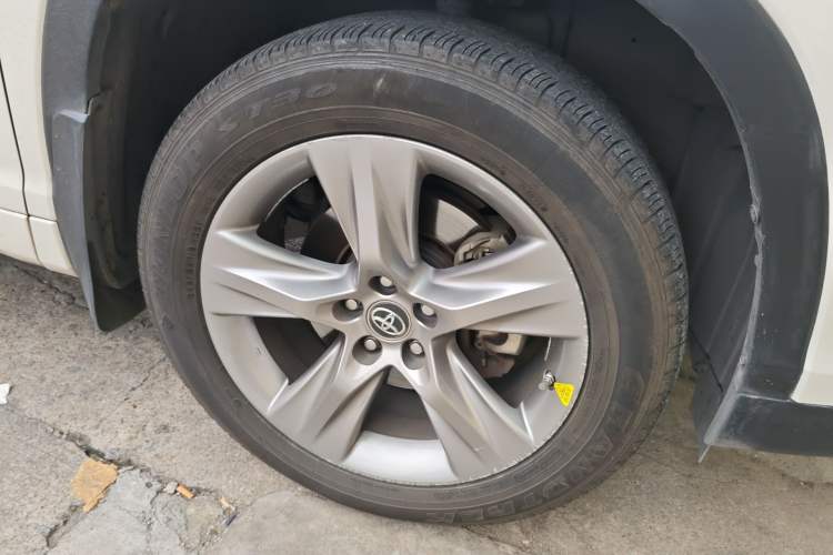 Used Toyota Highlander 2015 2.0T Four-Wheel Drive Luxury Edition 7-Seater