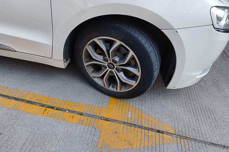 Used Geely Auto Emgrand GT 2016 2.4L Comfort Version