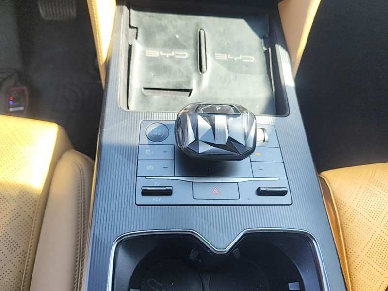 Used BYD Song L DM-i 2024 112 km Leading Edition — 13