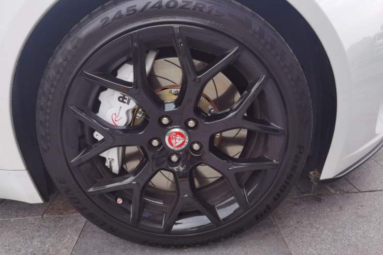 Used Jaguar F-TYPE 2018 3.0 SC Hardtop Version
