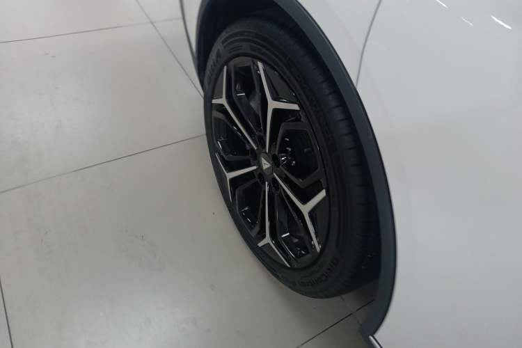 Used Deepal SL03 2023 200Max Range-Extended Version
