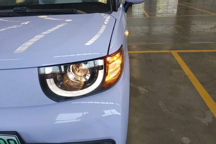 Used Chery New Energy QQ Ice Cream 2022 170km Sundae Phosphate Lithium-Ion