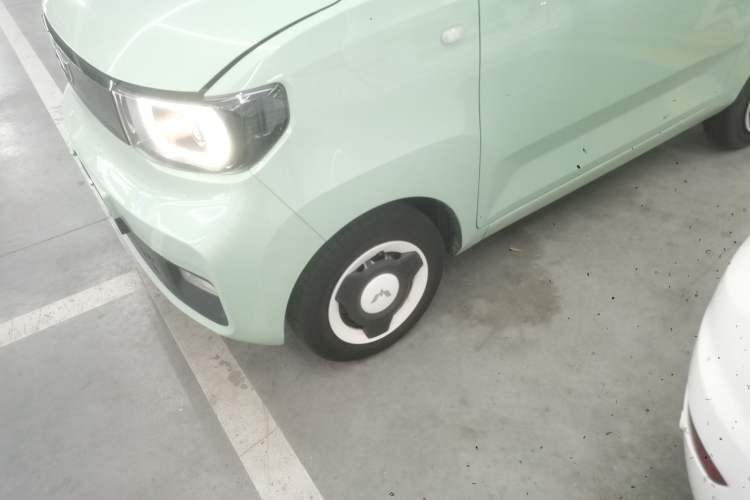 Used Wuling Hongguang MINIEV 2021 Macaron Premium Model – Lithium Iron Phosphate