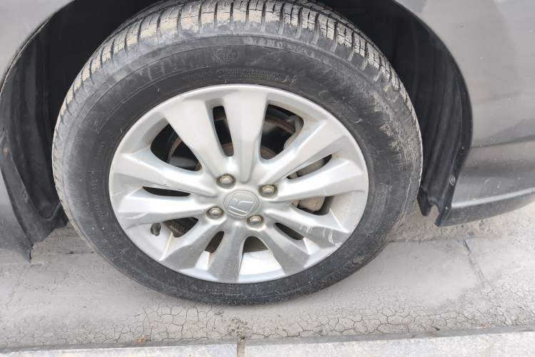 Used Honda City Classic 2012 1.5L Automatic Elite Edition Right Front Wheel Hub