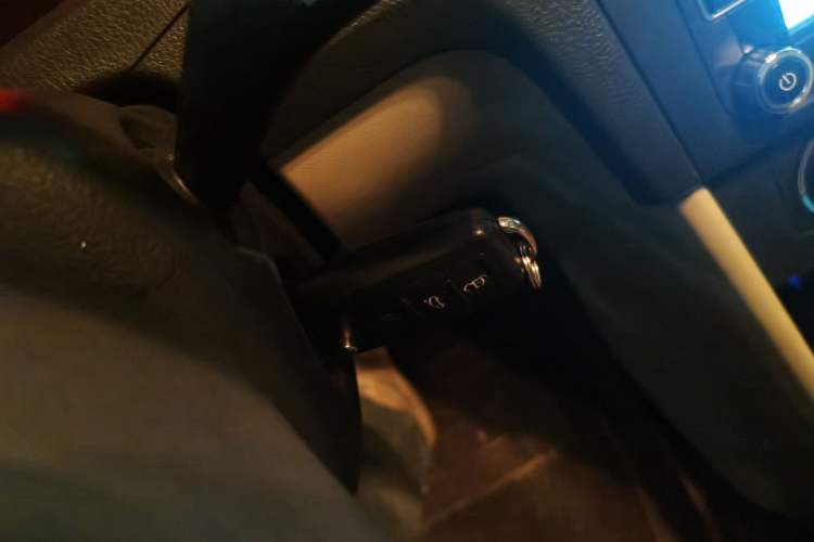 Used Skoda Rapid 2013 1.6L Automatic Smart Selection Model