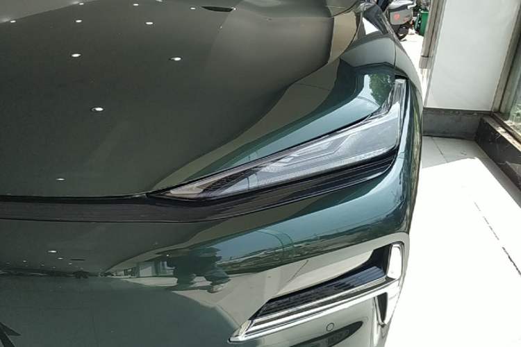 Used Geely Galaxy 8 2025 130km EM-P Starship Edition