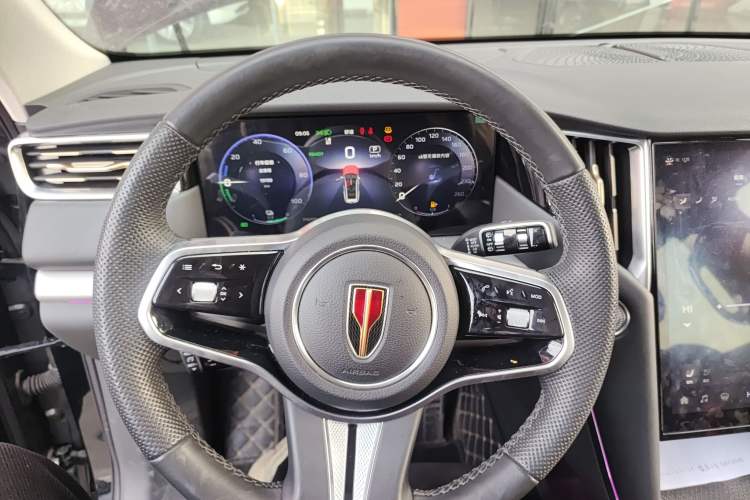 Used Hongqi HS7 PHEV 2024 2.0T PHEV Four-Wheel Drive Flagship Edition 6 Seats Steering Wheel