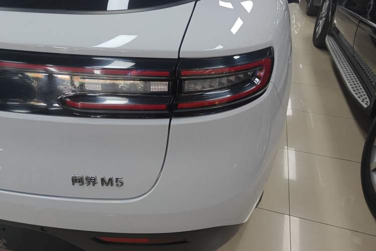 Used Hima AITO M5 2022 Range-Extended Rear-Drive Standard Version Exterior 3