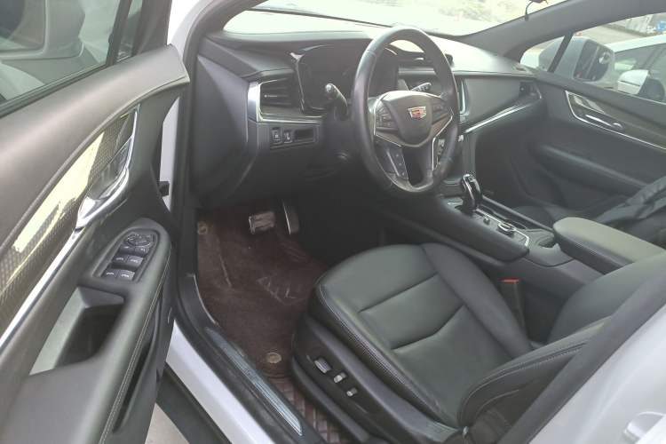 Used Cadillac XT5 2022 2.0T Four-Wheel Drive Premium Edition Driver Seat