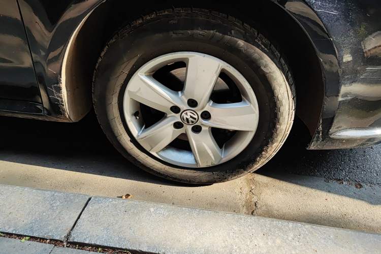 Used Volkswagen Lavida 2011 1.6L Manual Joy Version