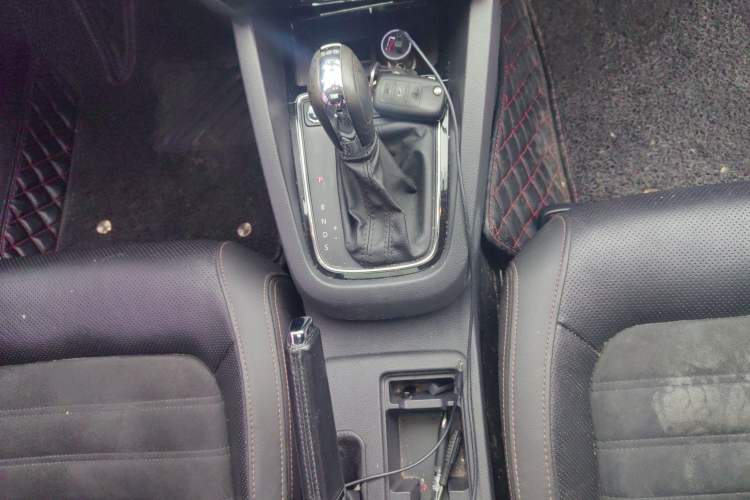 Used Volkswagen Sagitar 2015 230TSI Automatic Luxury Model