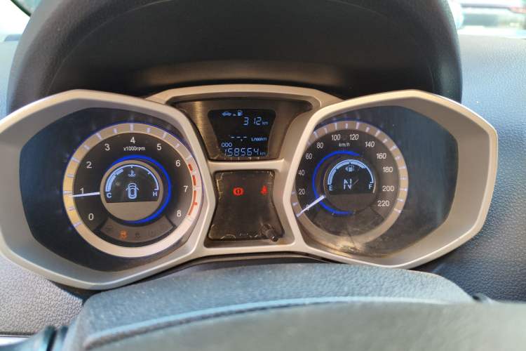 Used JAC Refine S3 2016 1.5L CVT Luxury Smart Version