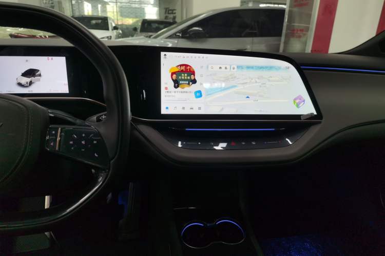 Used Hongqi EH7 2024 820 Pro Audio And AC Panel