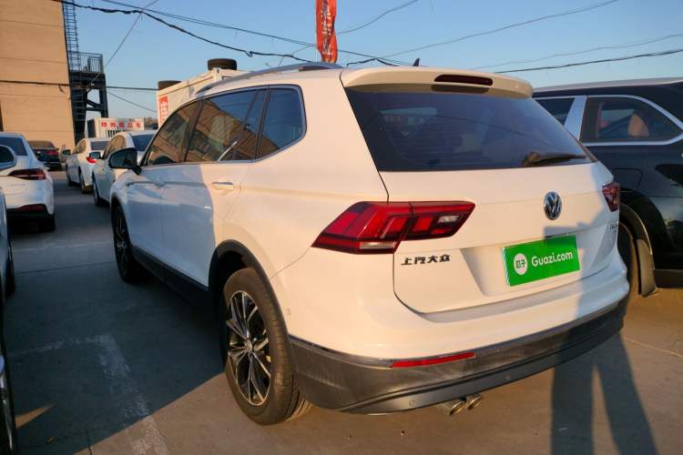 Used Volkswagen Tiguan L 2019 Revised 330TSI Automatic Two-Wheel Drive Smart & Luxury Edition China VI Standard
