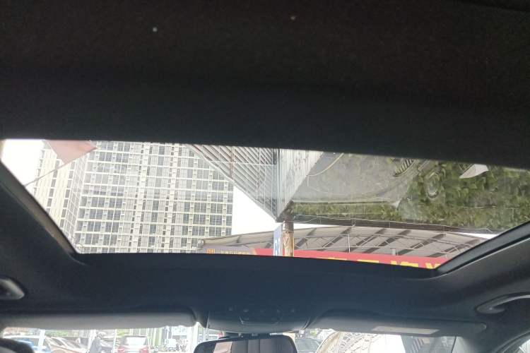 Used Mercedes-Benz GLC 2018 GLC 260 4MATIC Dynamic Edition Headliner