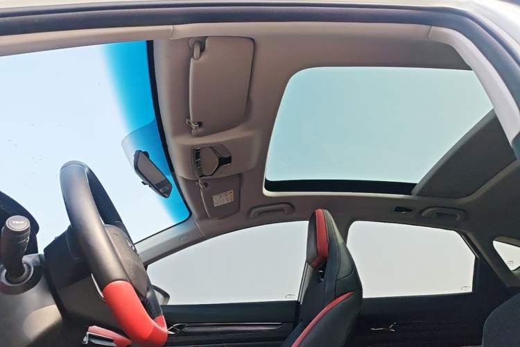 Used Geely Auto Emgrand S 2021 1.4T CVT Prestige Edition Headliner