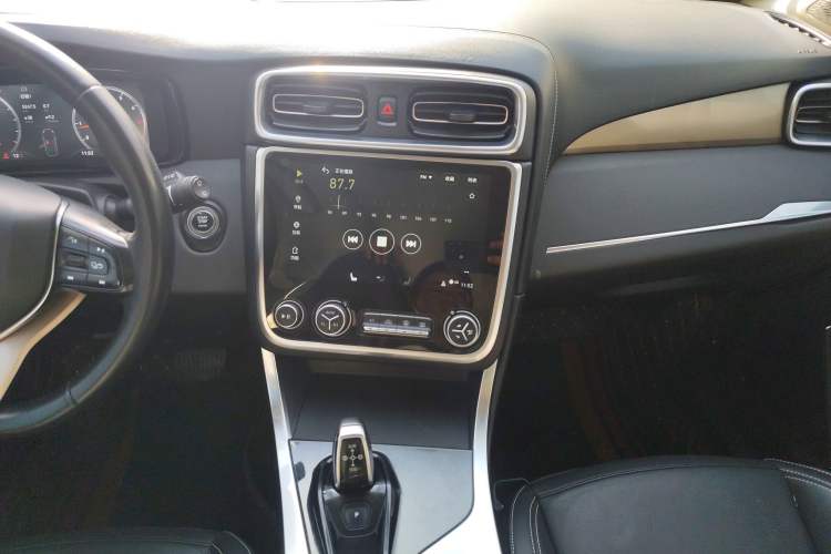 Used Lynk & Co 01 2018 2.0T Two-Wheel-Drive + Version
