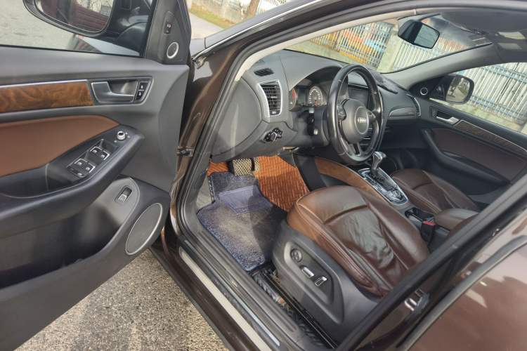 Used Audi Q5 2015 40 TFSI Comfort Model