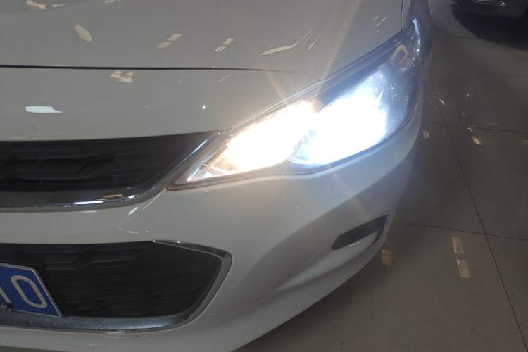 Used Chevrolet Cavalier 2019 320 Automatic Enjoyment with Sunroof Left Front Headlight