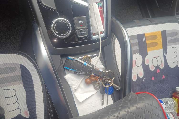 Used Geely Auto Emgrand X7 Sport 2022 Boyue X 1.8TD DCT ZhiZun Edition
