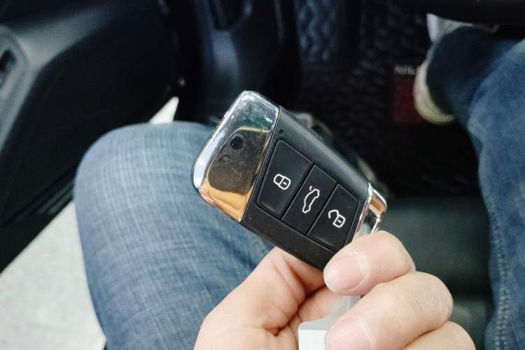 Used Volkswagen Magotan 2019 330TSI DSG Luxury Version China VI Standard