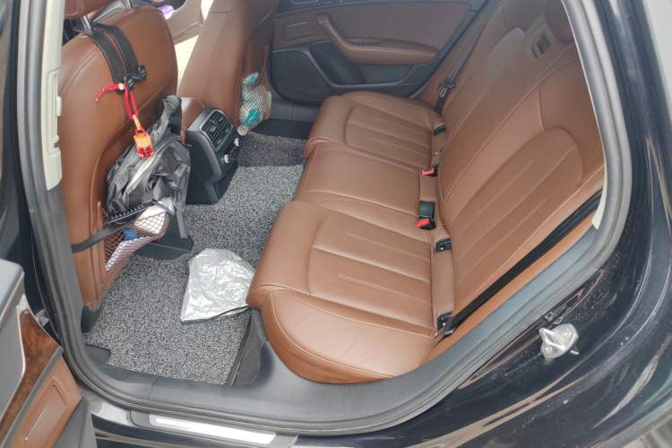 Used Audi A6L 2014 30 FSI Comfort Model
