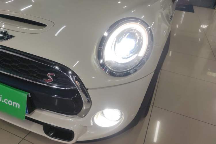 Used MINI MINI 2015 2.0T COOPER S Five-Door Edition