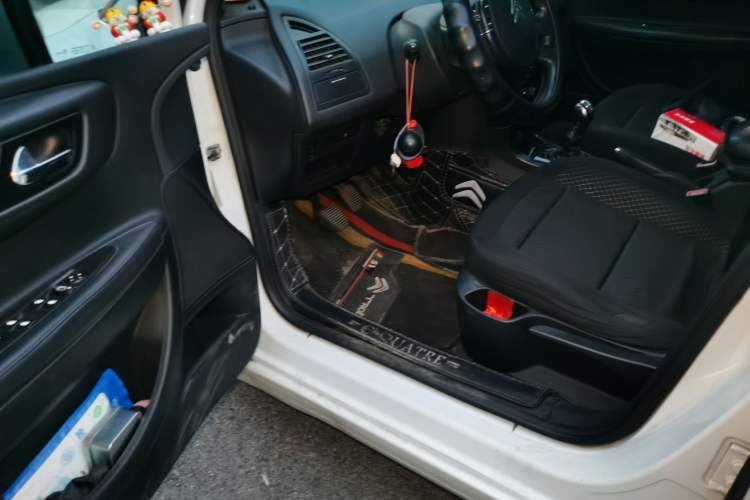 Used Citroen C-Quatre 2013 Sedan 1.6L Manual - Prestige Model Driver Seat