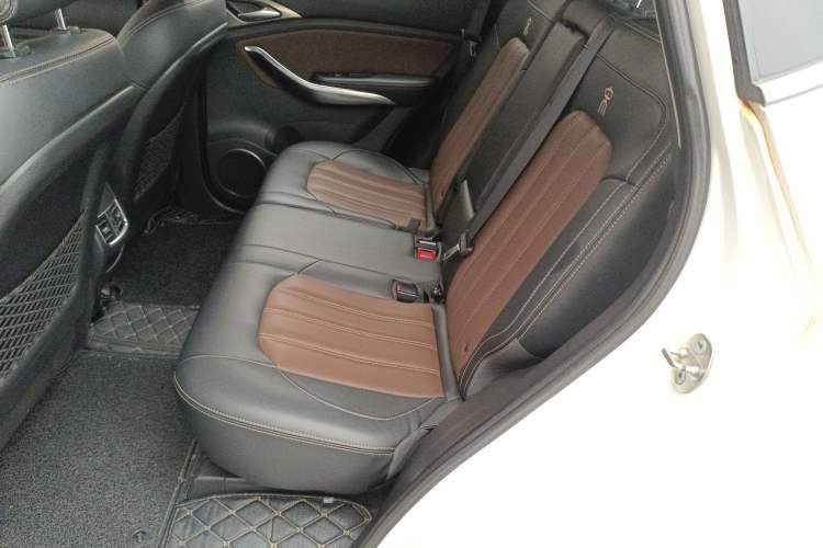 Used BYD Song 2018 1.5TID Automatic Smart Connect Prestige Model