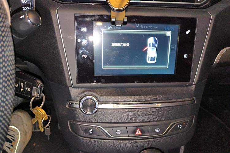 Used Peugeot 408 2014 1.8L Automatic Luxury Edition Audio And AC Panel