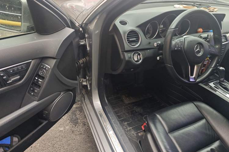 Used Mercedes-Benz C-Class 2013 C 260 CGI Fashion Model