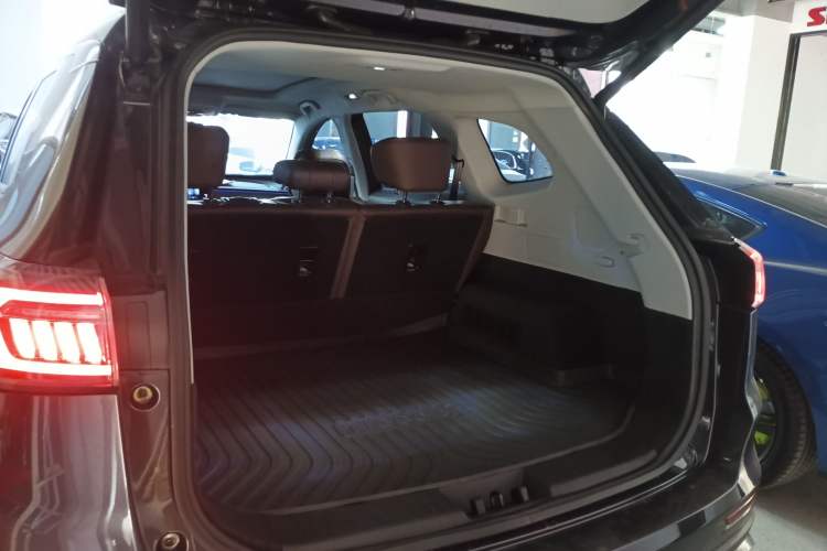 Used Chery Tiggo 8 PLUS 2024 Champion Edition 290TGDI DCT Deluxe Version 5-Seater