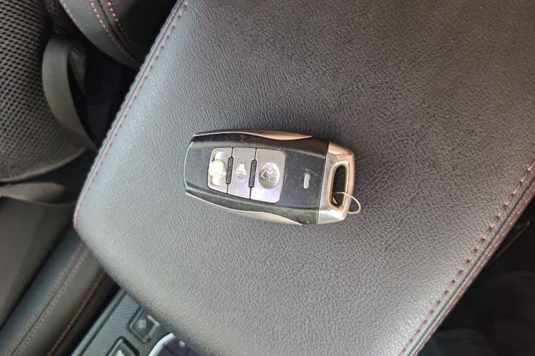 Used Haval H6 Coupe 2018 Red-Label 1.5T Automatic Two-Wheel Drive Ultra-Luxury Model Vehicle Key