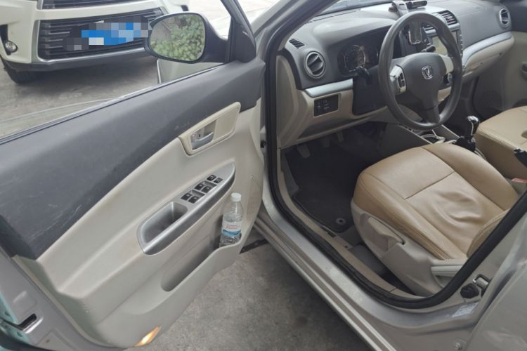 Used CHANGAN Alsvin V5 2012 1.5L Manual Dream Edition
